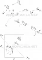 SCHEINWERFER / RÜCKLICHT