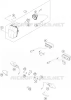 SCHEINWERFER / RÜCKLICHT